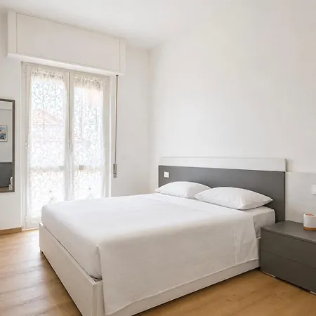 Apartament Brezza Marina - 300mt Mare - Free Parking *