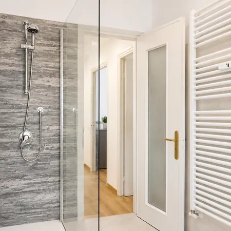 Brezza Marina - 300mt Mare - Free Parking Apartament *